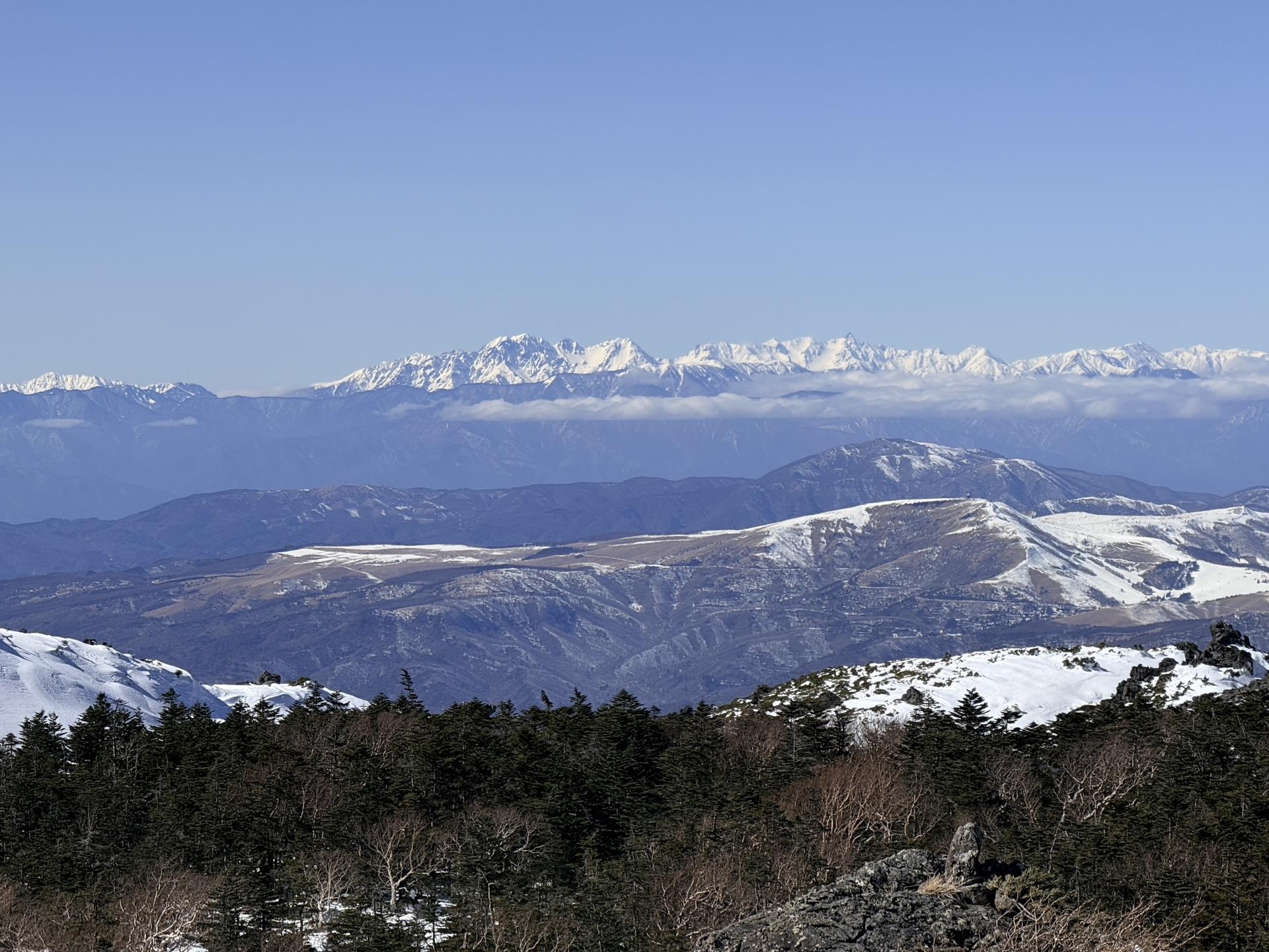 東天狗岳 稜線から 槍穂高連峰