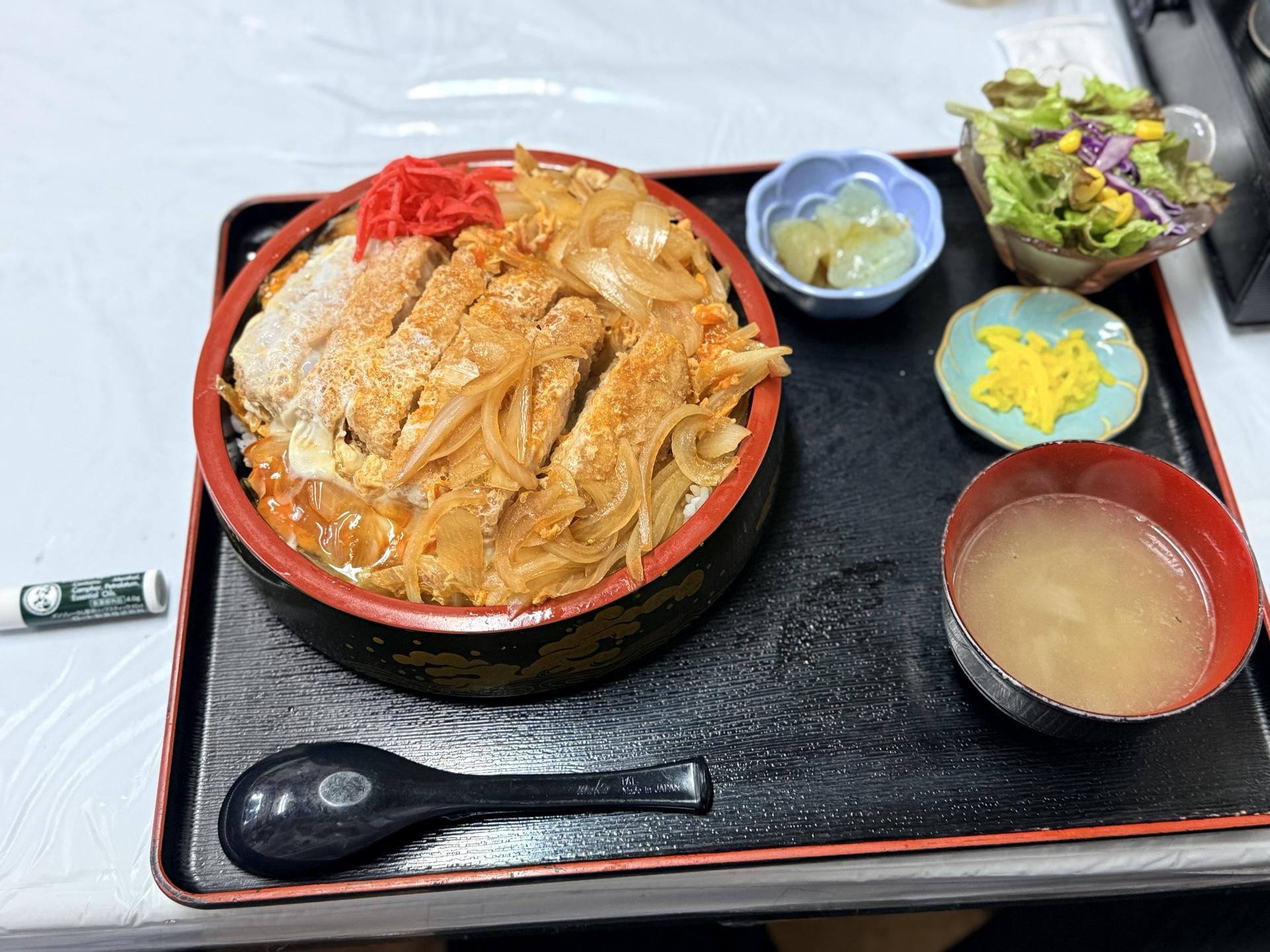 花藤食堂・煮カツ丼