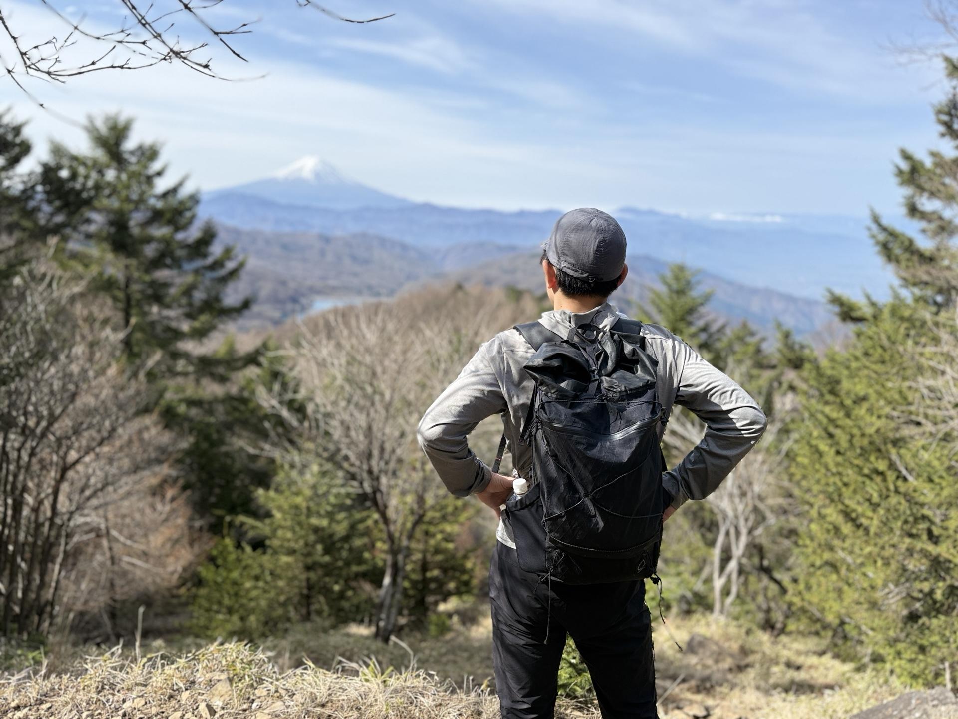 唐松尾根から富士山を振り返る