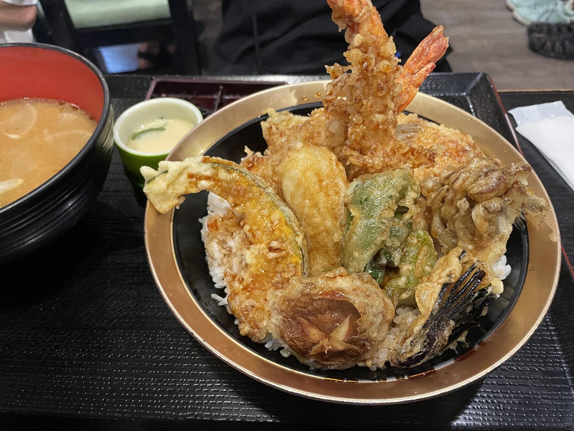 富士山登山 打ち上げ 上天丼 1750円