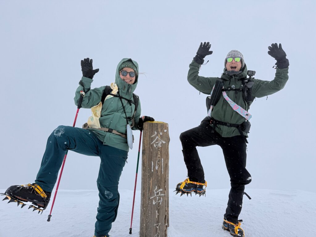 谷川岳 トマの耳 山頂 雪山 登頂