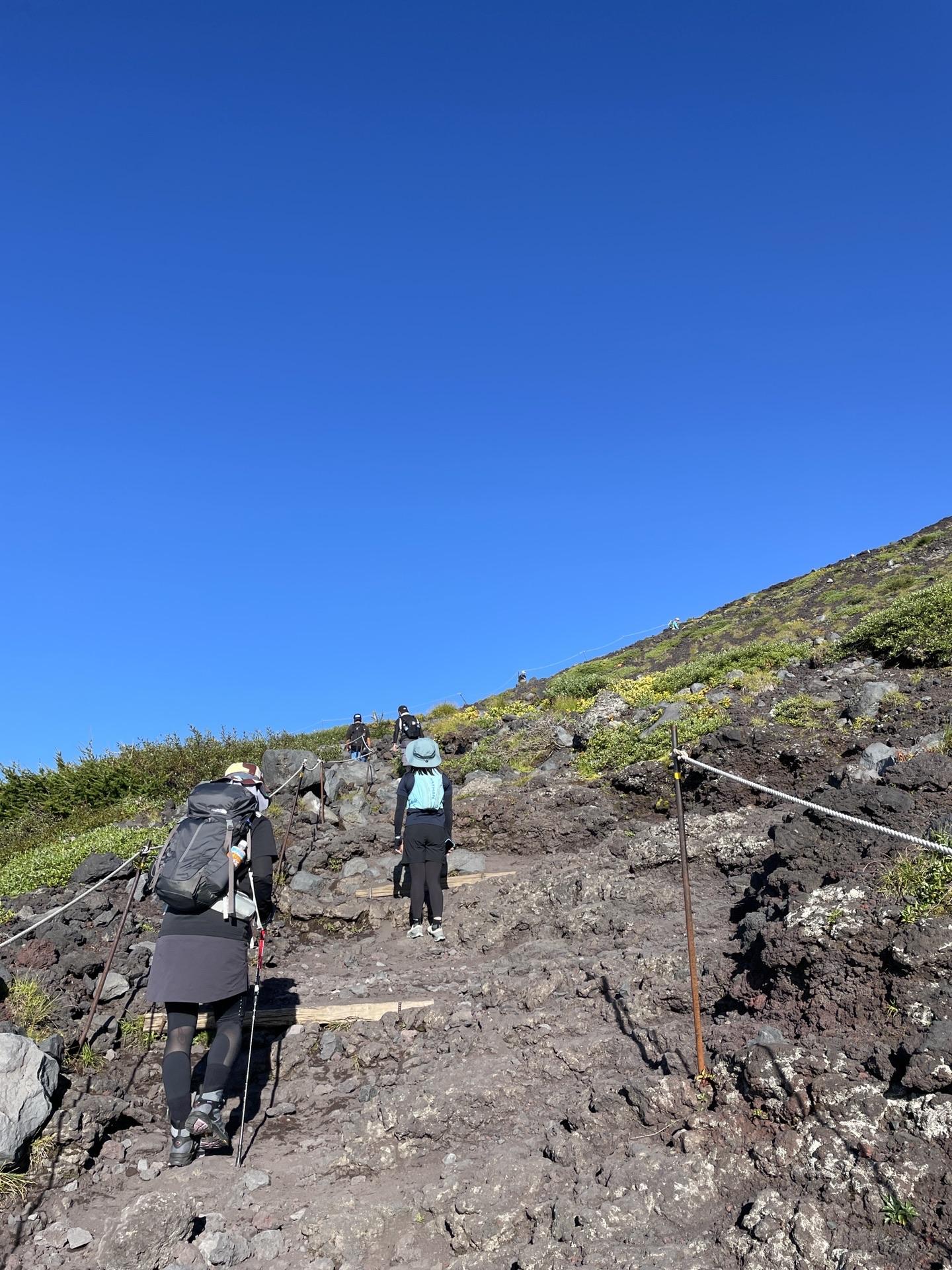 富士山 富士宮ルート 濃い青空