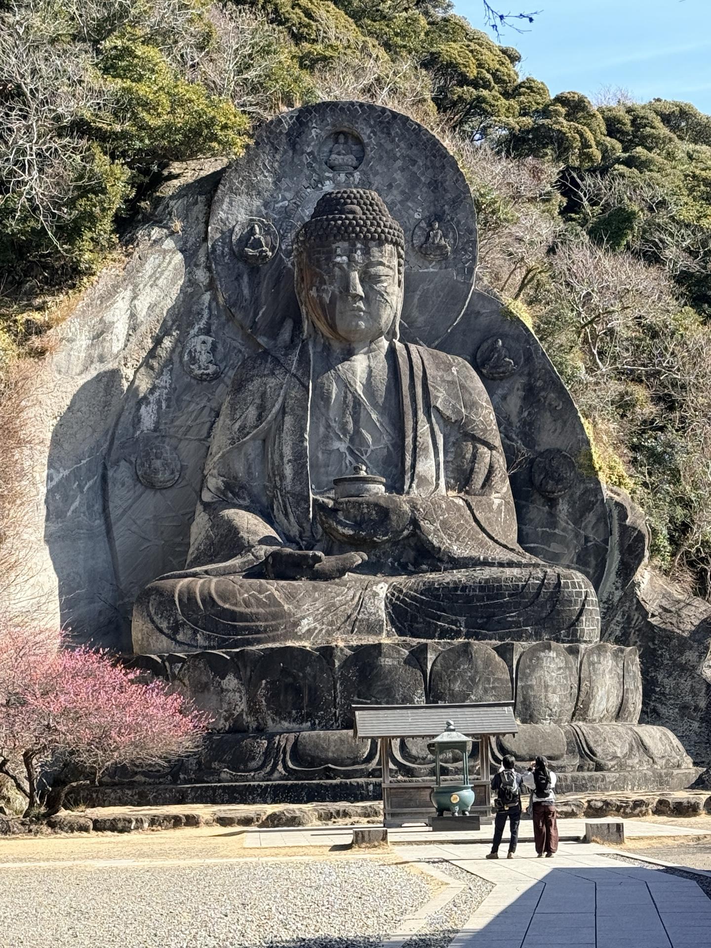 鋸山 大仏 近景