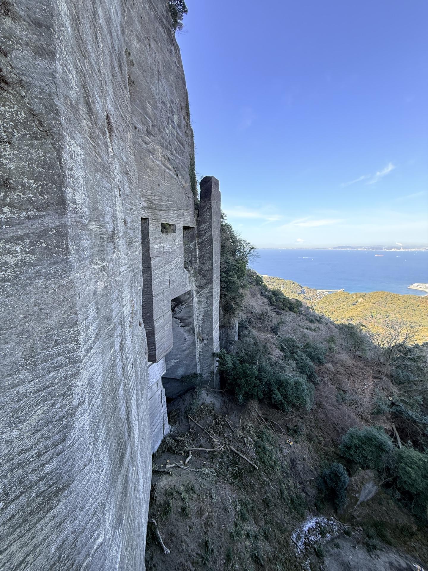鋸山 ラピュタの壁