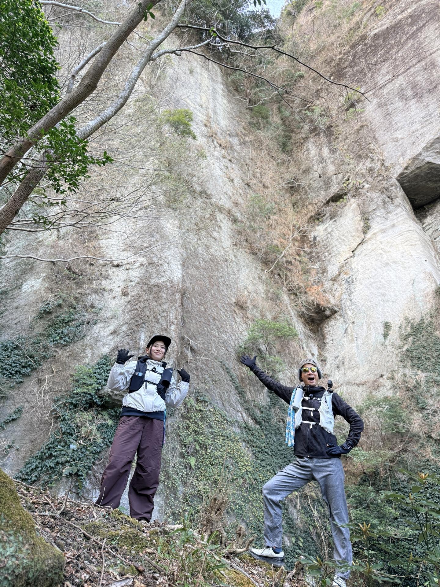 鋸山 石切場の壁面