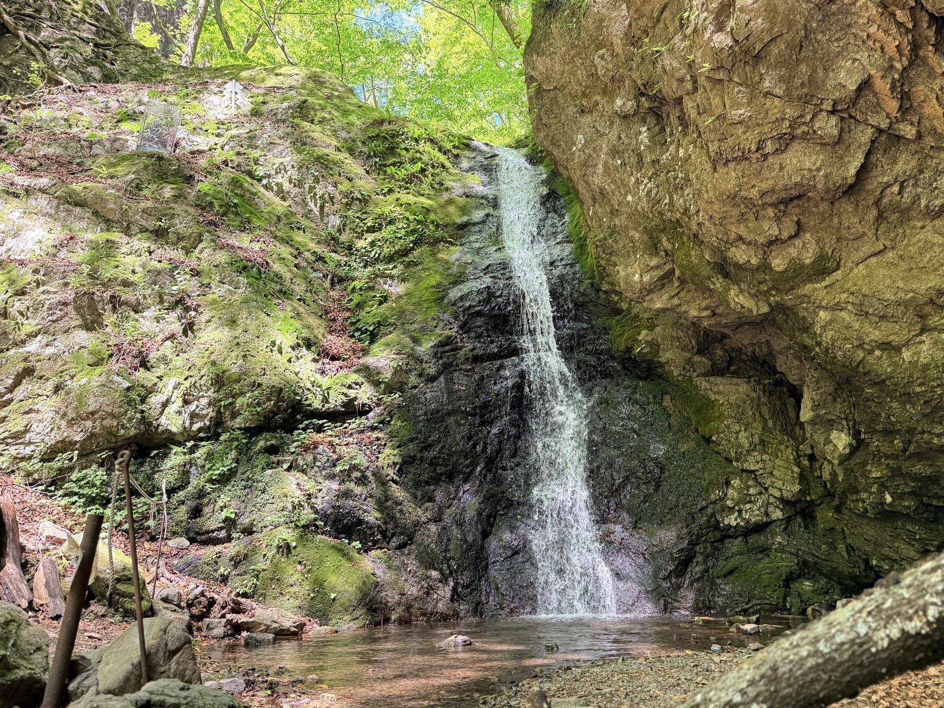 綾広の滝