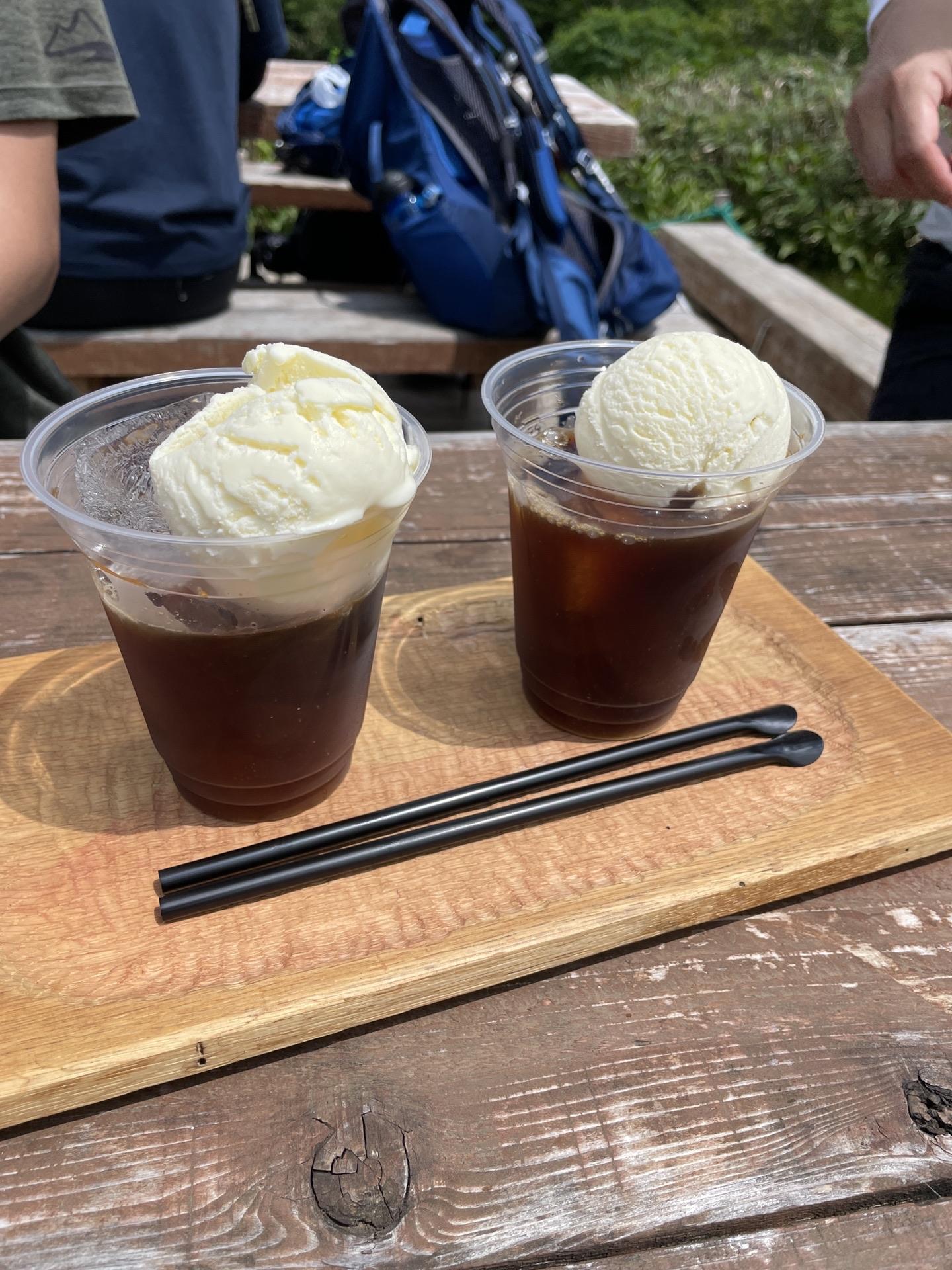 鏡平山荘 名物コーヒーフロート