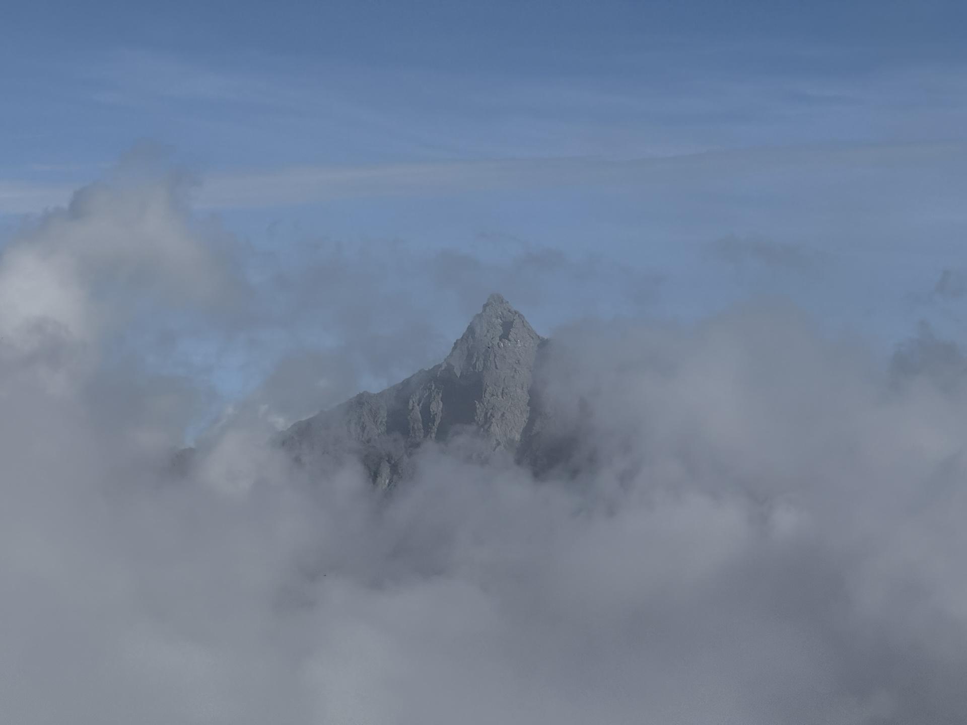 槍ヶ岳の穂先