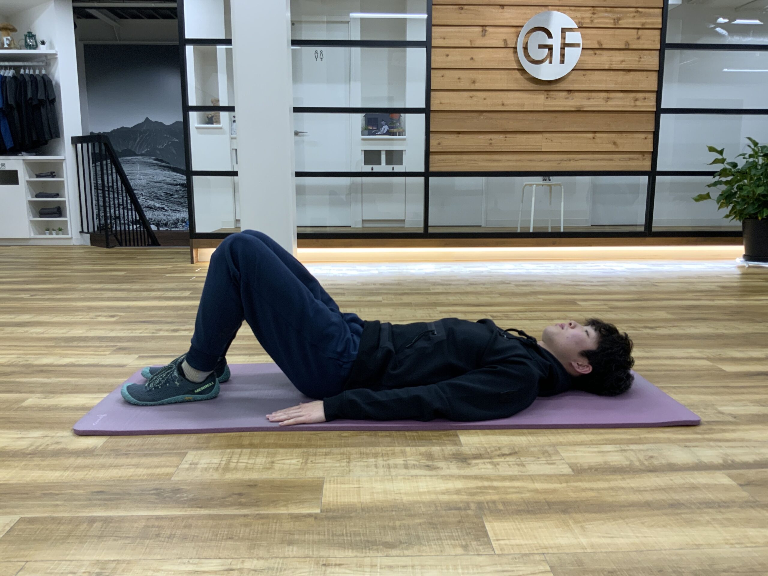 Articulation Shoulder Bridge フォーム1