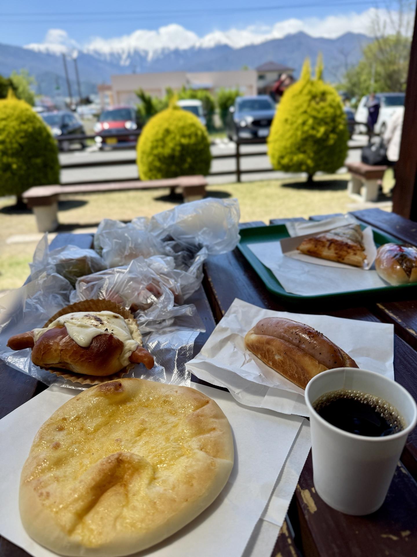 いつものお決まり スイート安曇野店でたくさん買って帰る🥐
