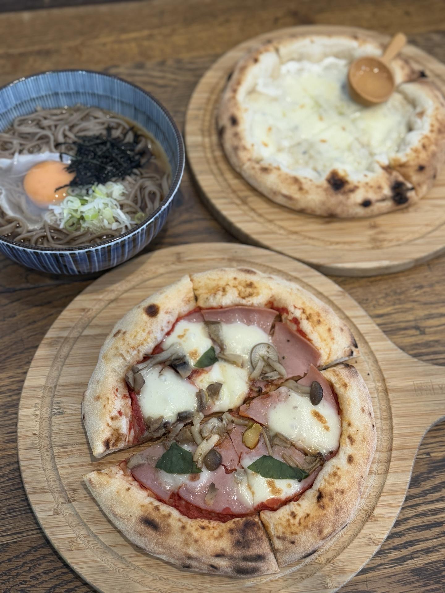 徳澤園 ランチ ピザ