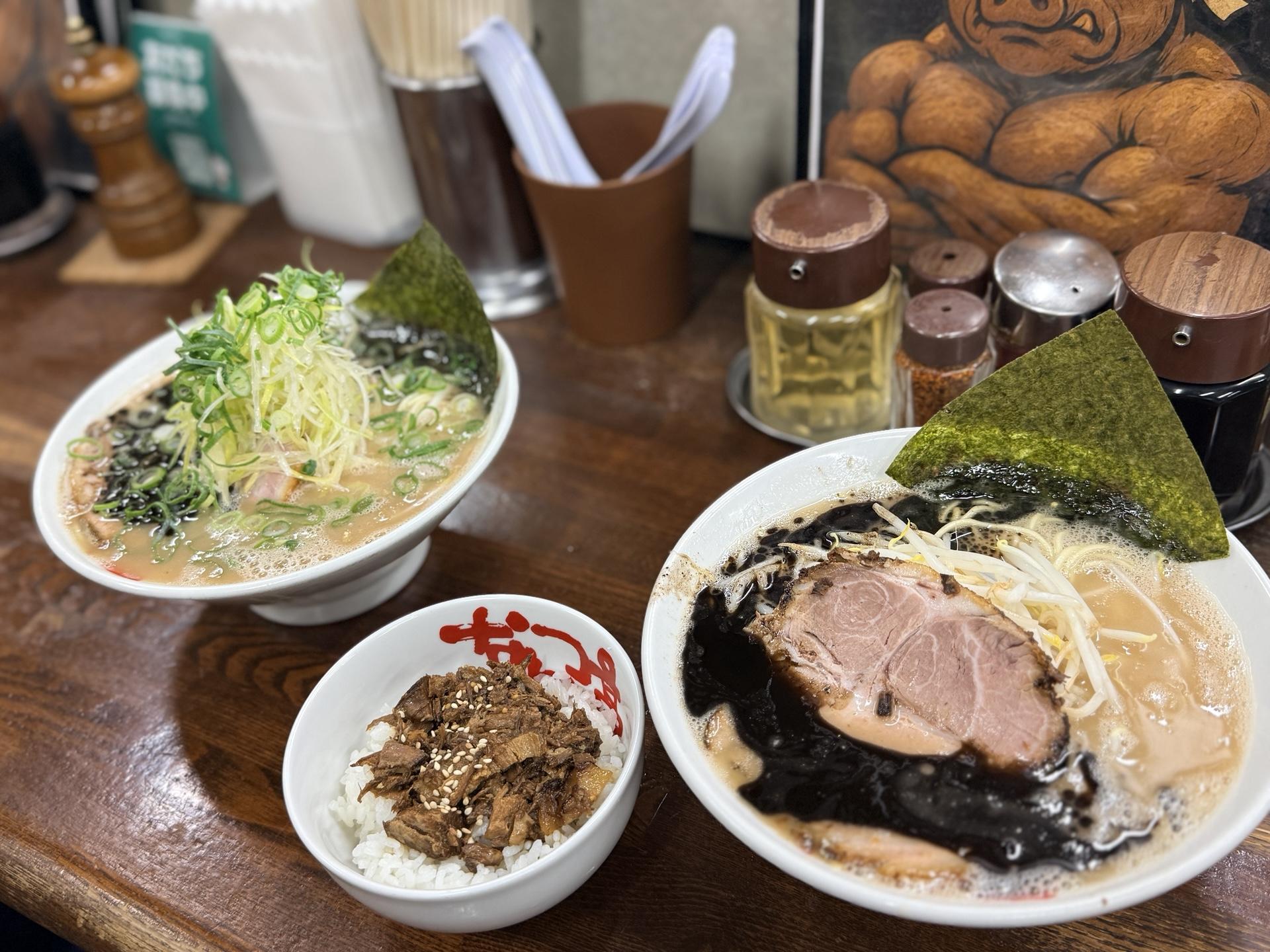 なんつッ亭 ラーメン いただきます