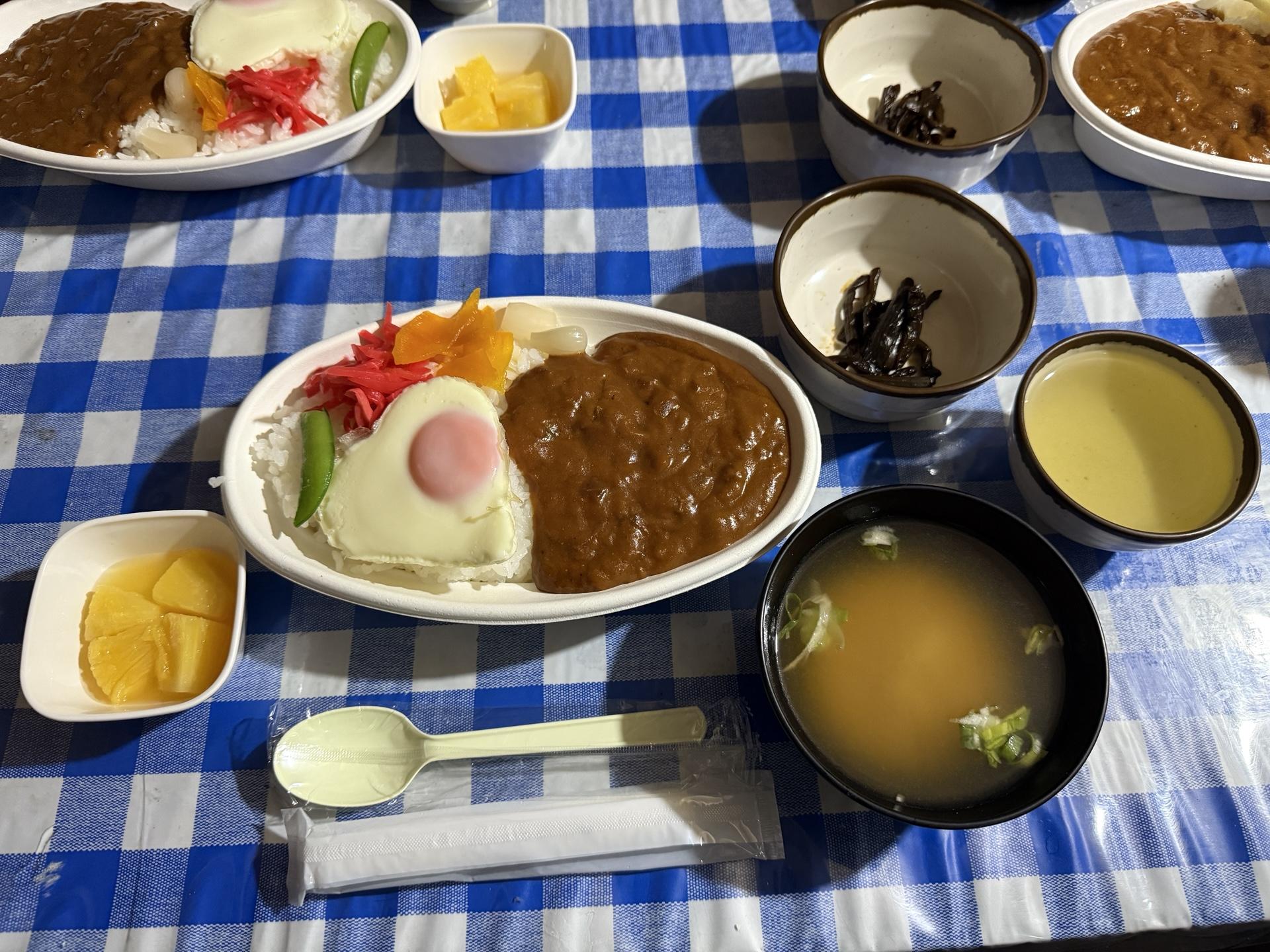 野口五郎小屋 夕食 カレー