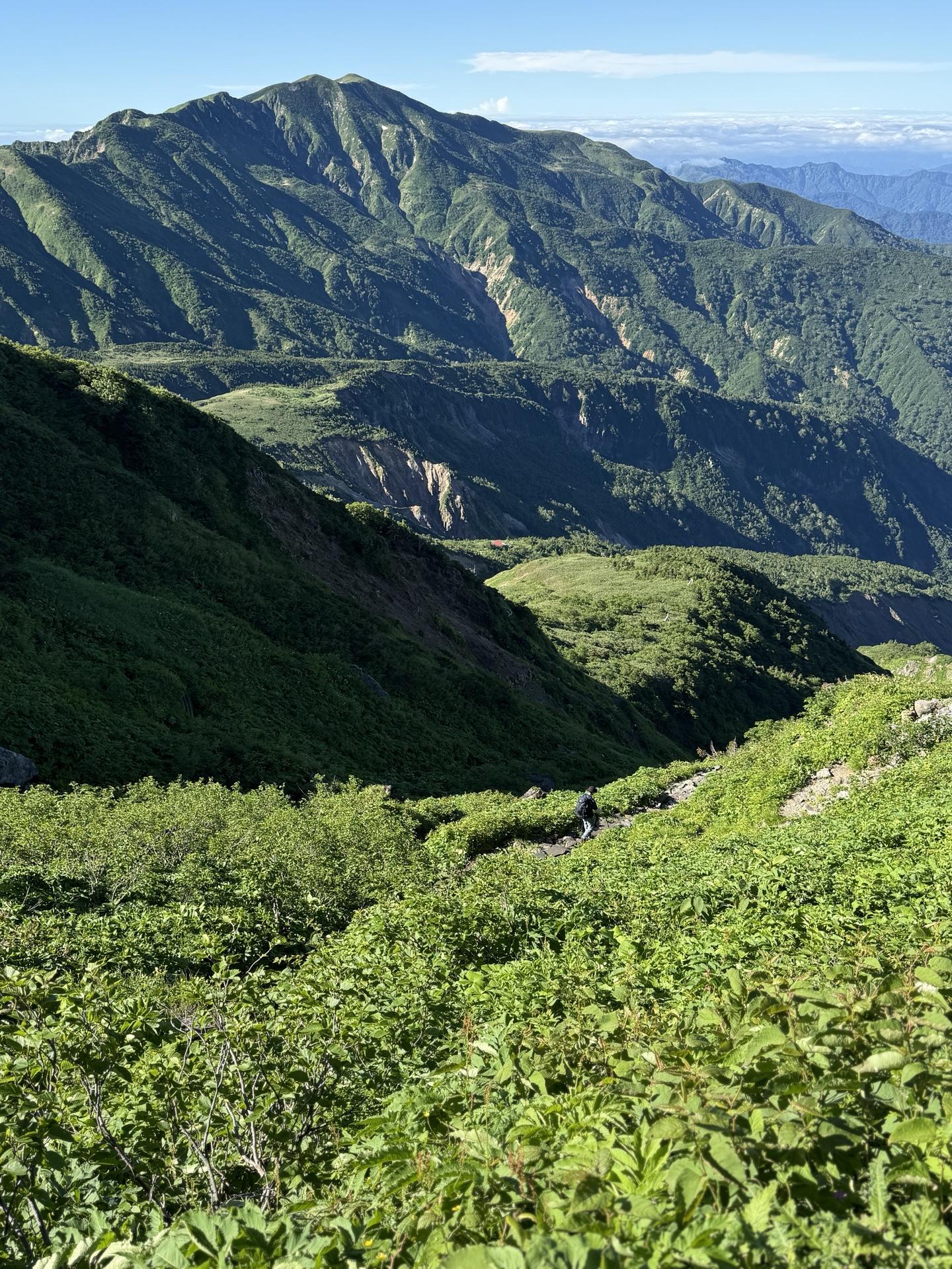 白山 十二曲りをどんどん下る