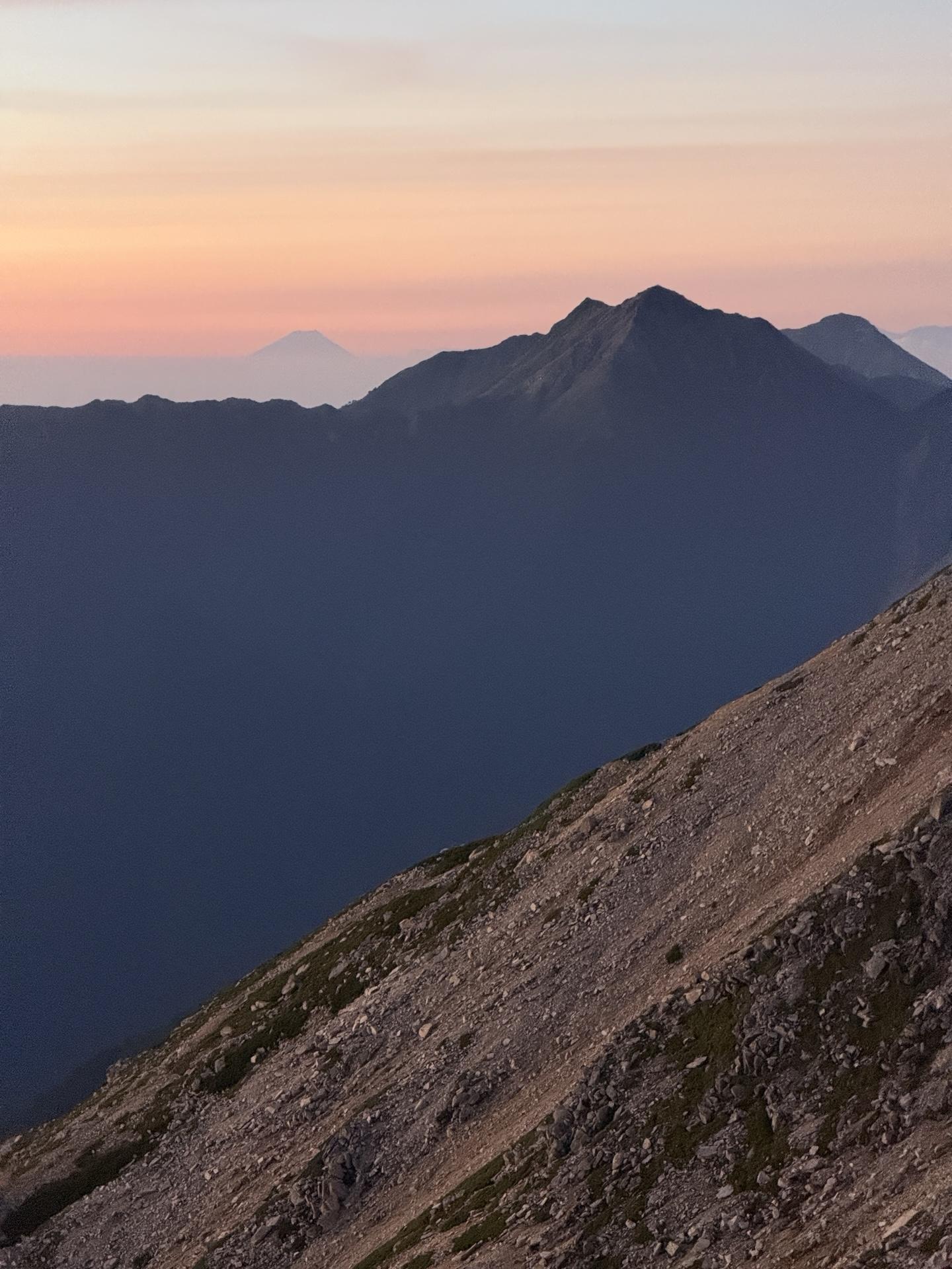 裏銀座 野口五郎小屋 朝焼け 大天井岳 富士山