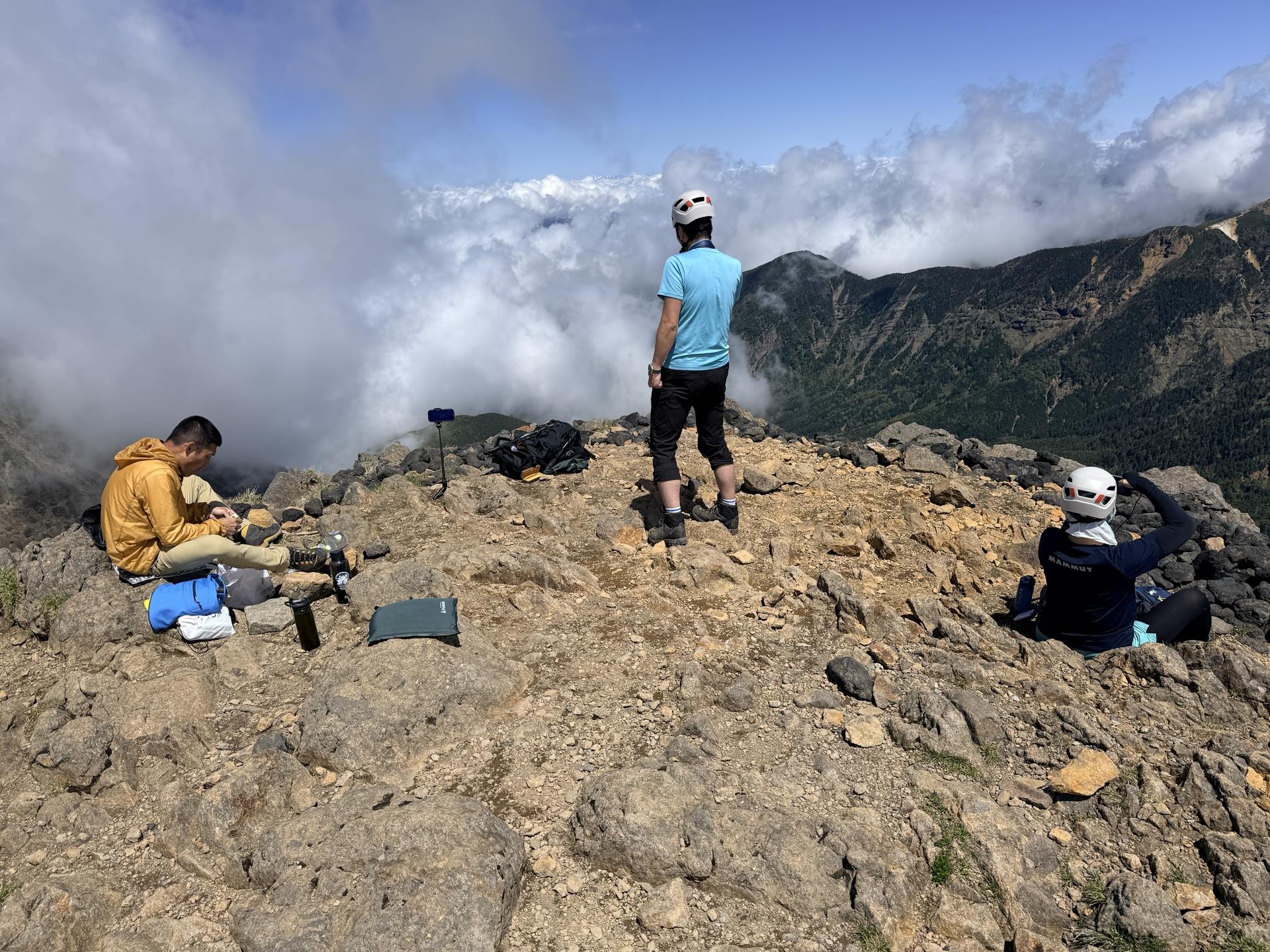 赤岳 赤岳山頂の休憩