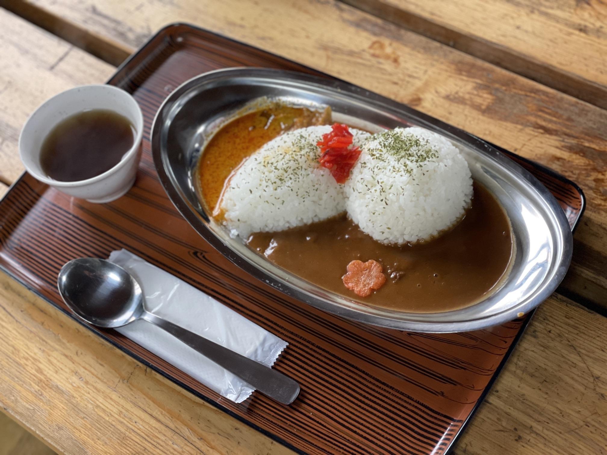 赤岳天望荘 分水嶺カレー