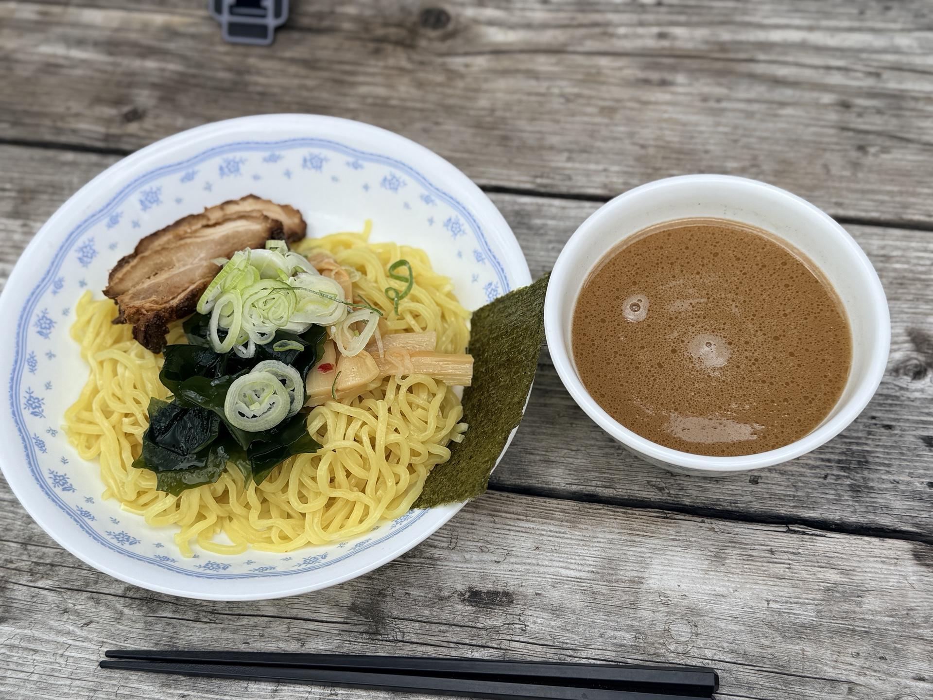赤岳 つけ麺とタヒチカレー