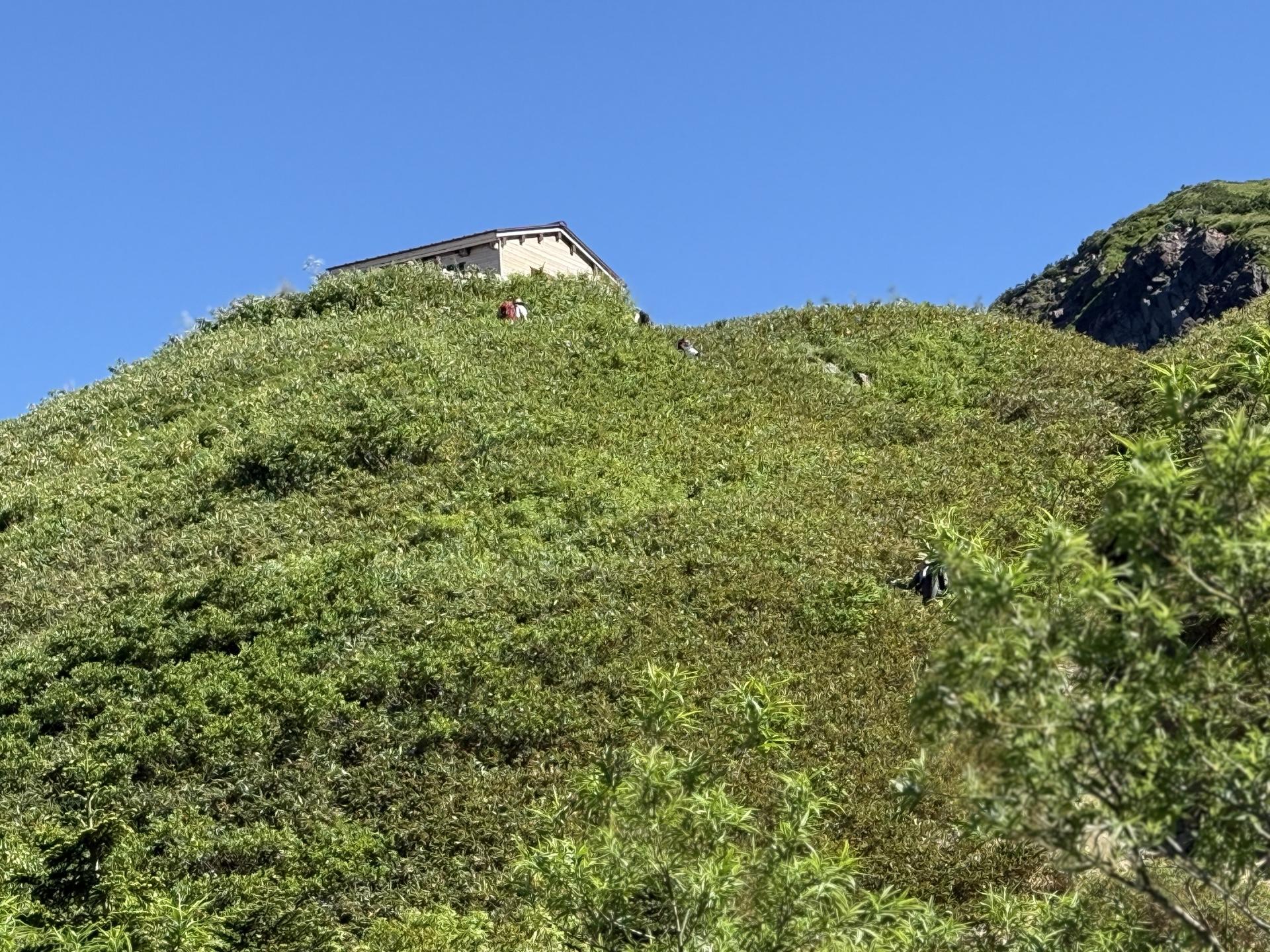白山 殿ヶ池避難小屋 外観