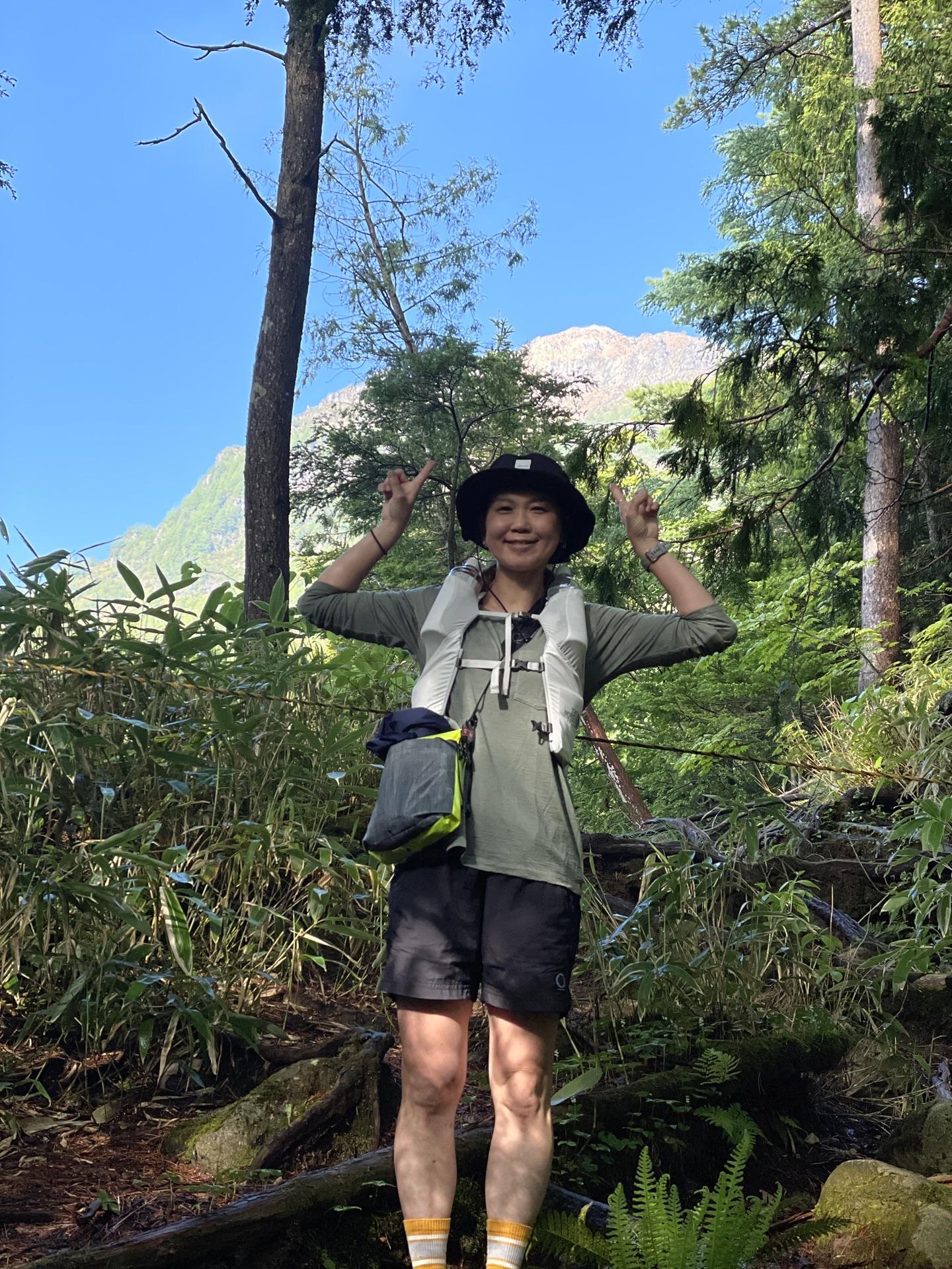 焼岳 上高地ルートから望む 北アルプス
