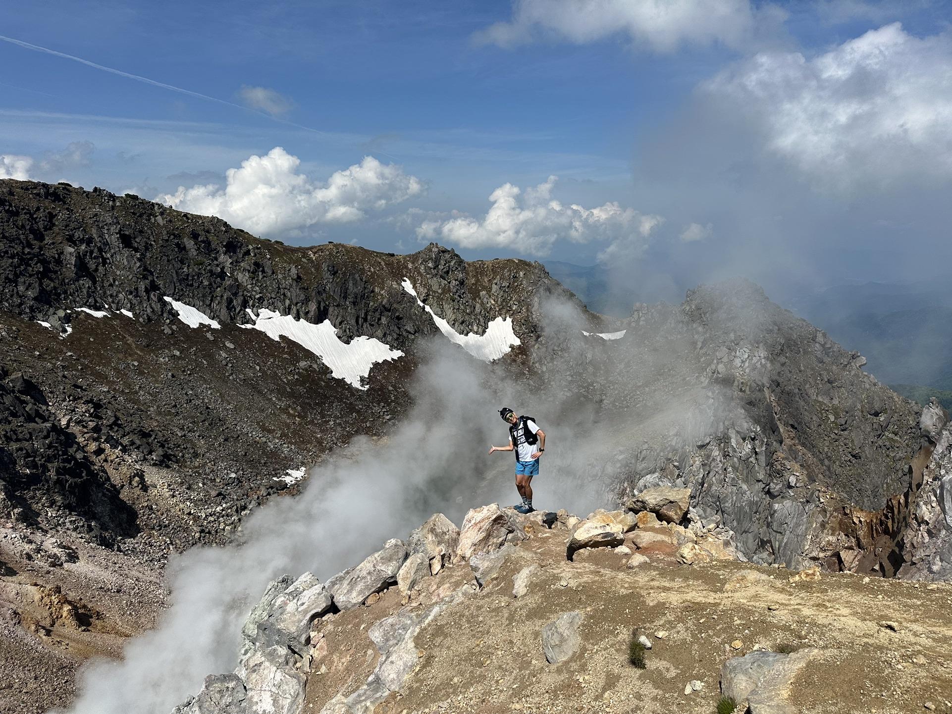 焼岳 噴気孔 湯気 活火山
