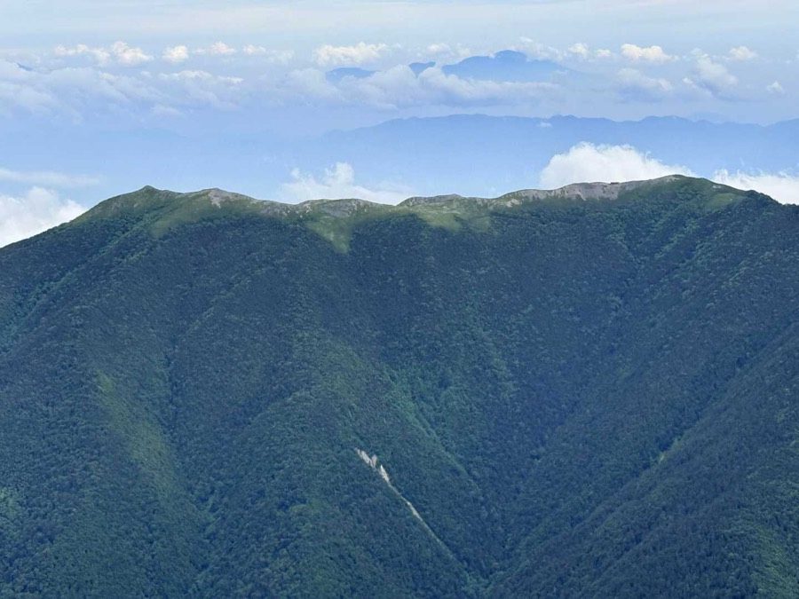 蝶ヶ岳(2,677m)