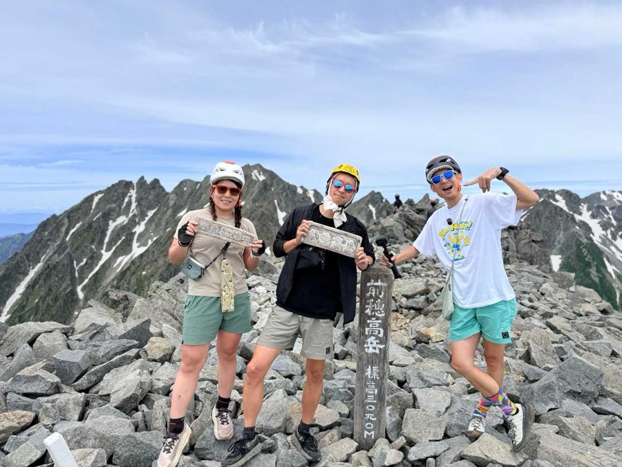 前穂高岳に到着(3,090m)