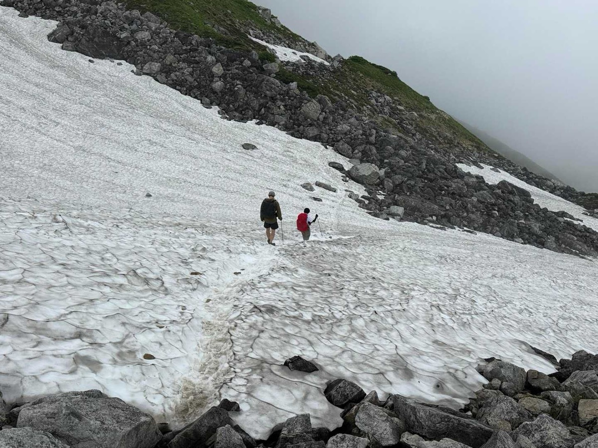 剱沢 剱御前小舎〜剣山荘 下っていくのが伝わるでしょうか 2026年7月25日12:34