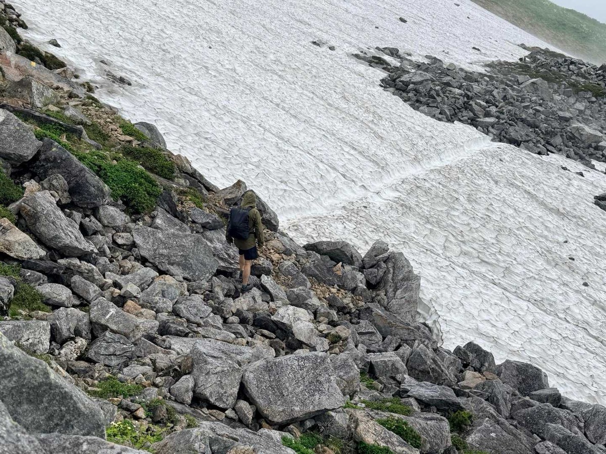 剱沢 剱御前小舎〜剣山荘 5つ目の雪渓 2026年7月25日12:41