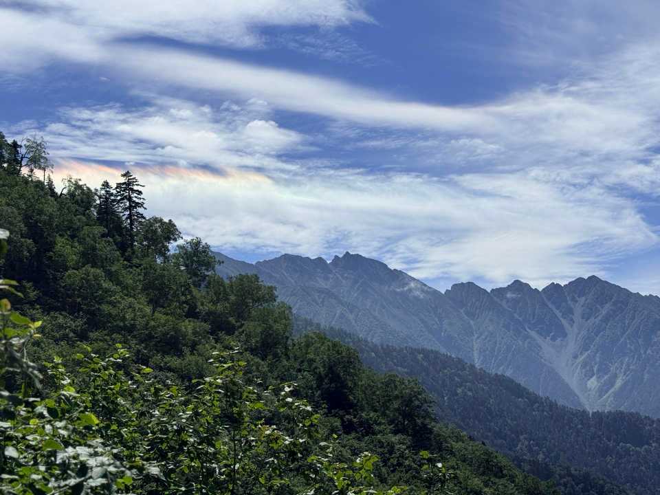 下山中に見えた彩雲
