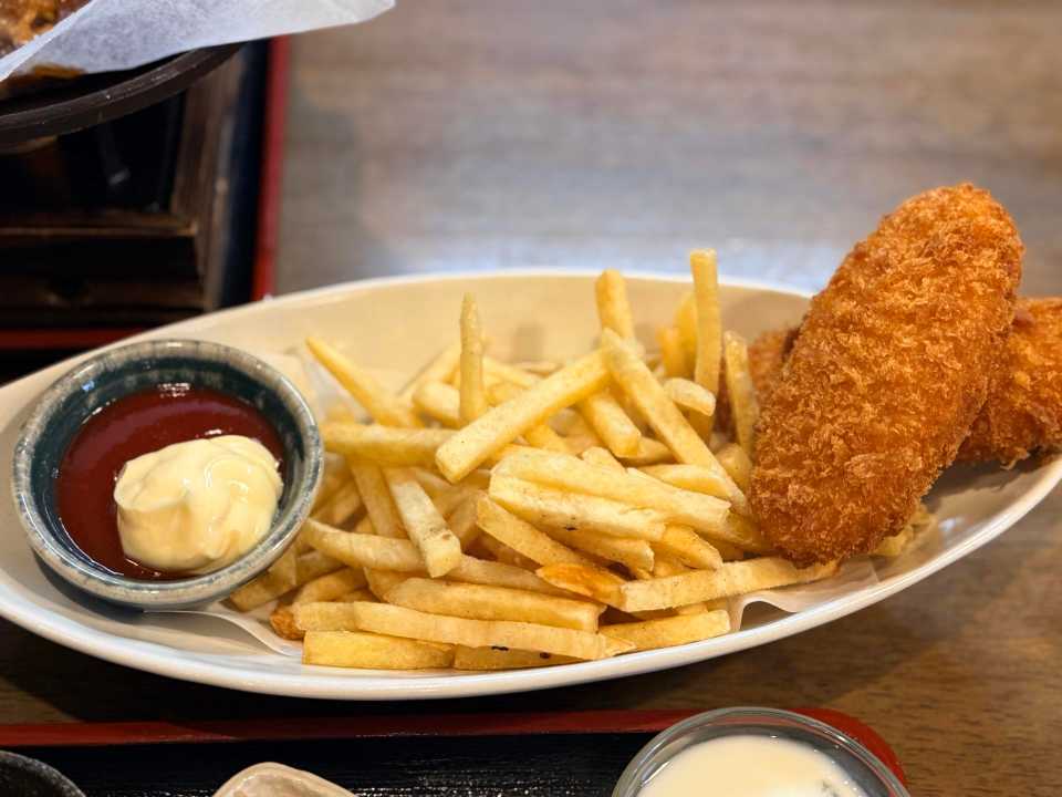 ひがくの湯の支配人からポテトとコーンコロッケの差し入れ