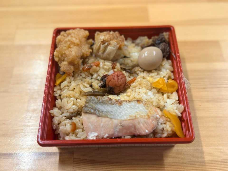 朝ごはんはお弁当に変更