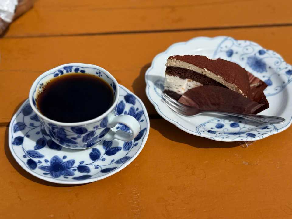 双六小屋のケーキセット