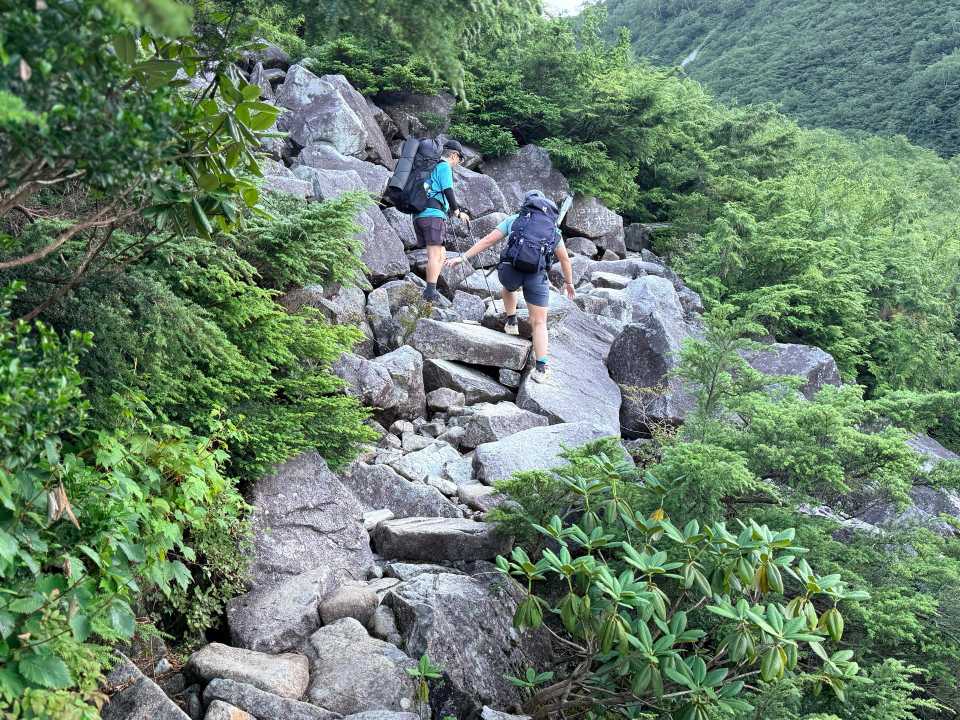 チボ岩ゾーン