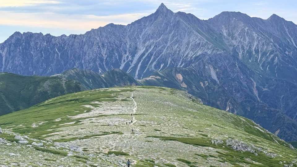 双六岳 1泊2日 登山ガイド｜小池新道・双六小屋の設備・天空の滑走路と下山後グルメ