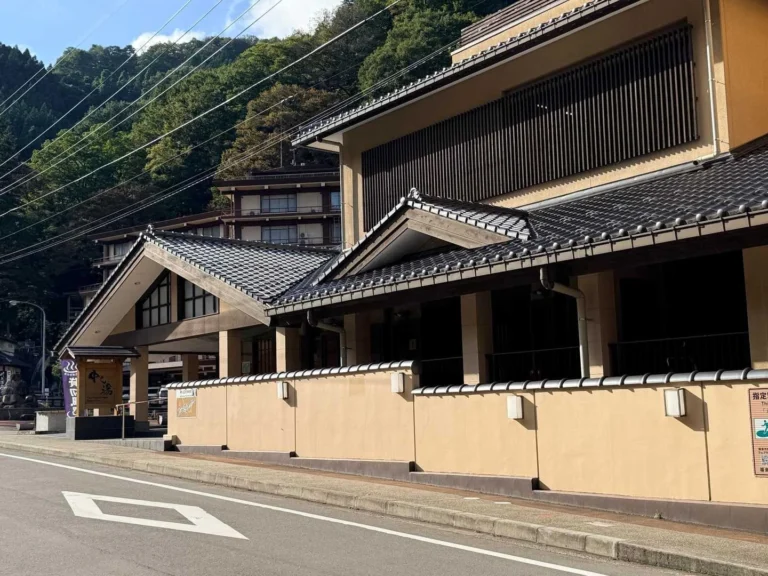 土湯温泉中之湯で撮影した土湯温泉・中之湯