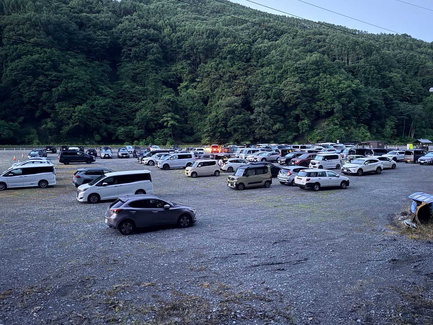 仙丈ヶ岳・北沢峠ルートのシルバーウィーク前の平日は駐車場に余裕（2026年9月）