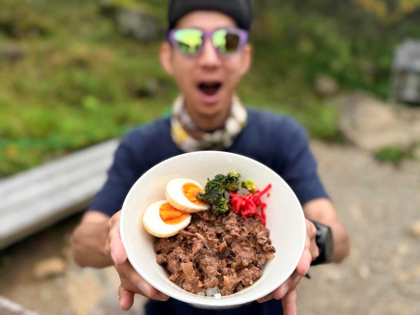 仙丈ヶ岳・北沢峠ルートのボリュームも十分な鹿肉ルーロー飯（2026年9月）