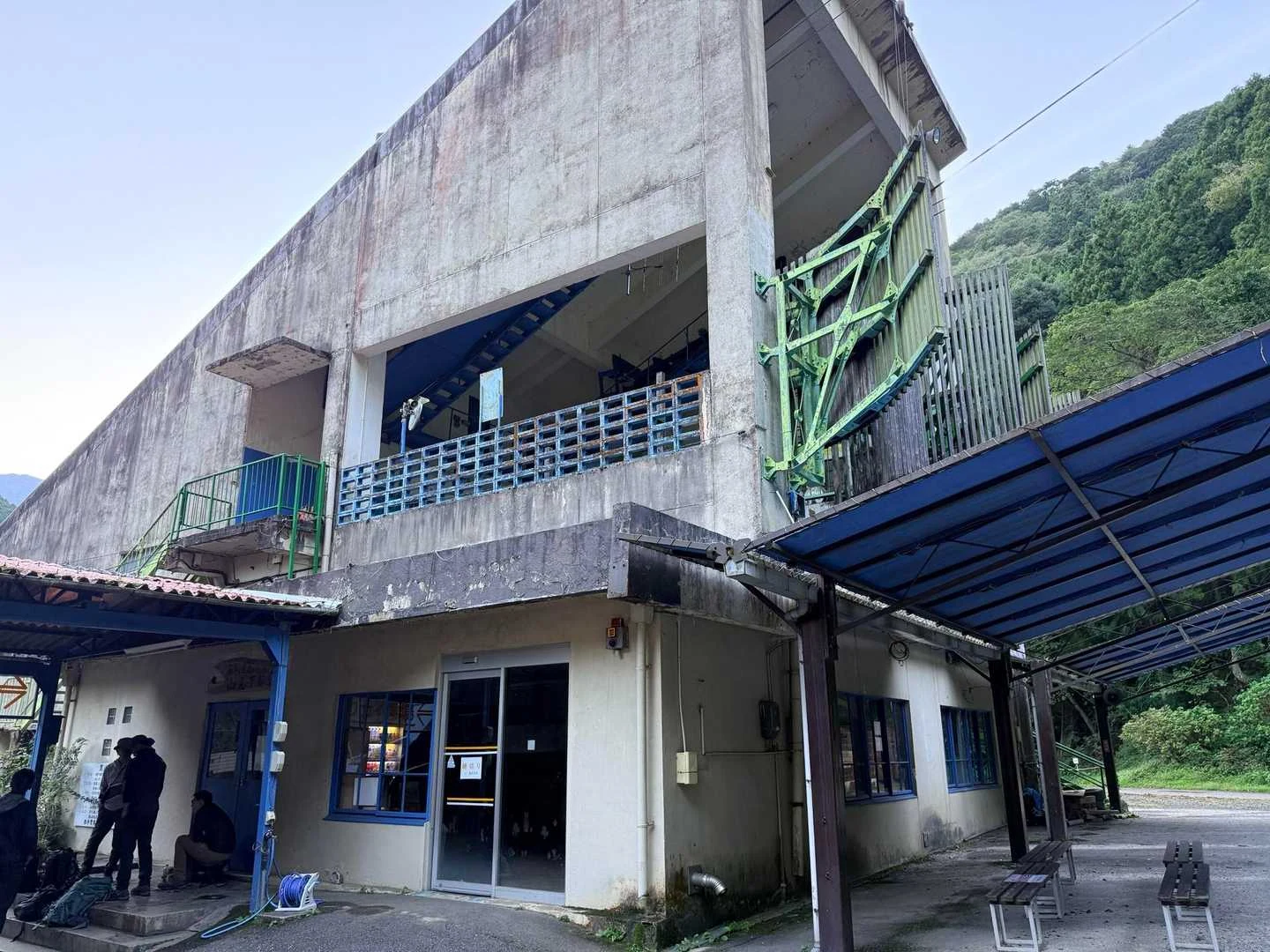 石鎚山・成就社ルート｜ロープウェイ山麓下谷駅