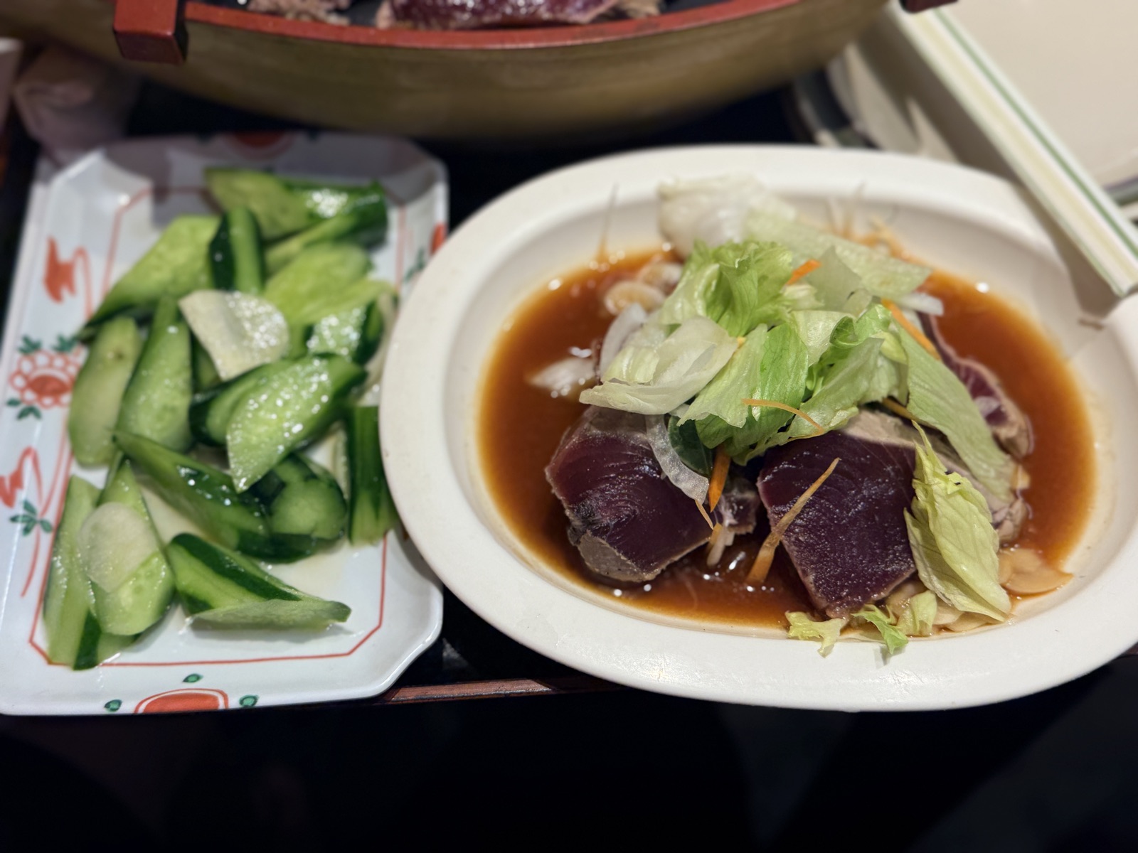 高知・ひろめ市場で食べたタレのかつおのたたき6切れ